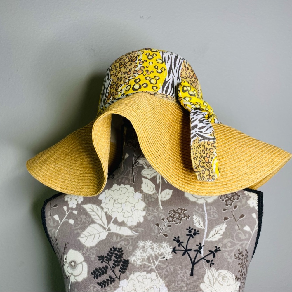 Disney Parks Hidden Mickey Floppy Safari Sun Hat - Picture 12 of 12